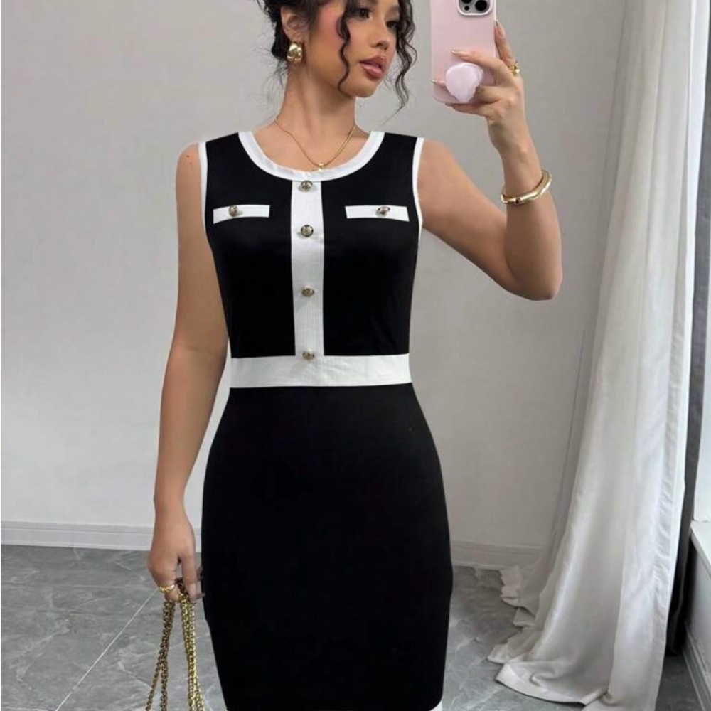 Elegant Black and White Sleeveless Dress
